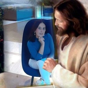 Meet your Posher, Maria elena